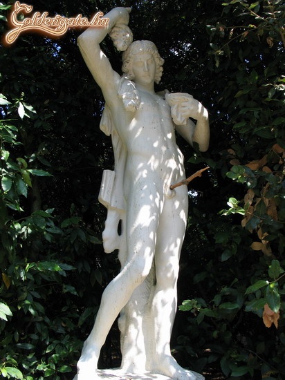 Ez mindig áll neki.