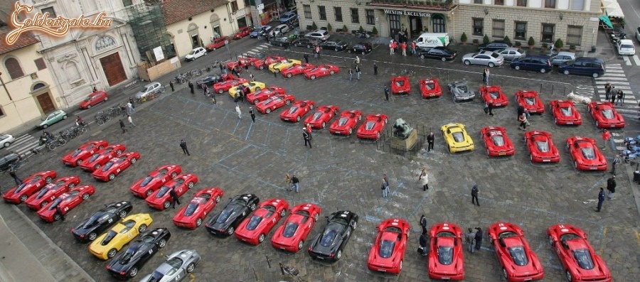 Ez a nyitott garázsom  :) :)