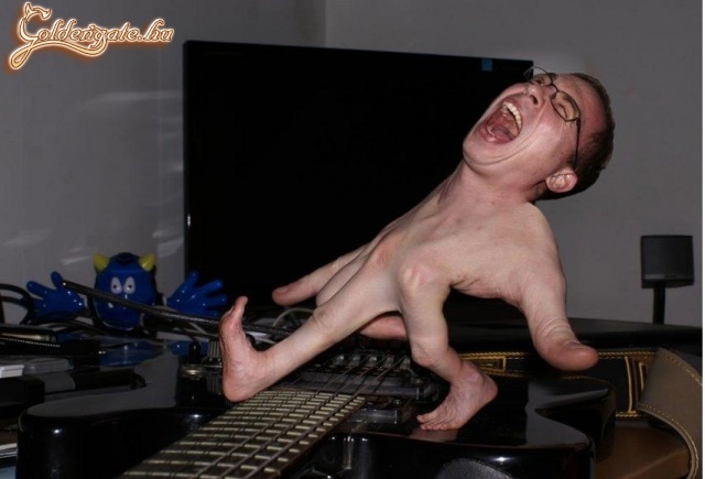 ez ám a kéz