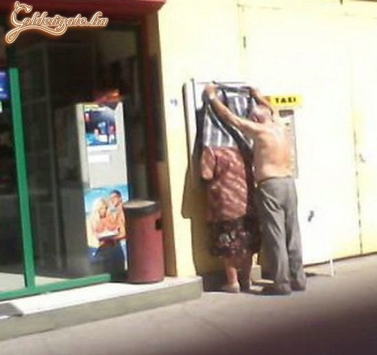 Üssed be aztat a titkos kódot, asszony