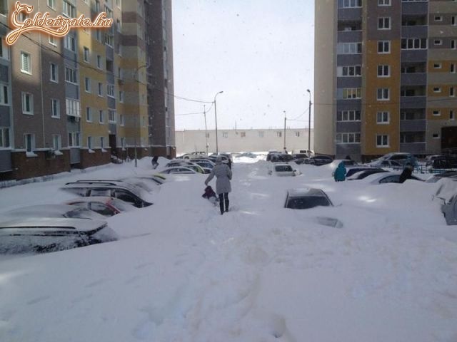 esettz egy kis hó