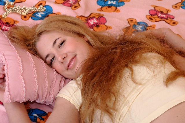 Középsulis csaj felkészül az első análra - 22. kép