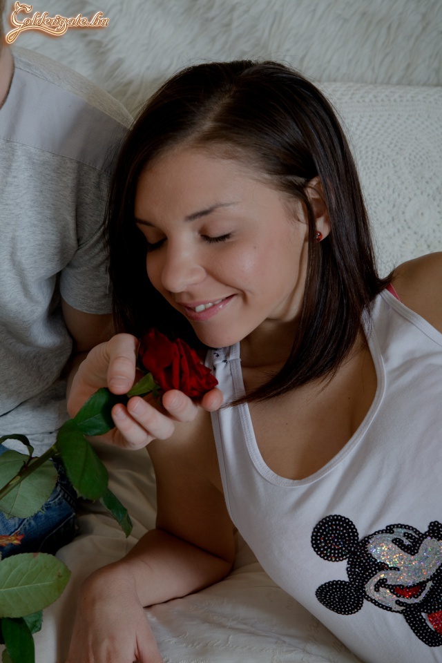 Vigyél vörös rózsát és análszex lesz a jutalom - 23. kép