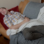 Addig pózol a kiscsaj míg jól seggbe dugják - 51. kép