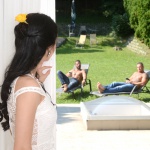 Apuci kislánya rábukik a munkások nagy farkára - 3. kép