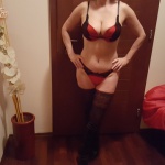 Kiskirálylány egyik kedvenc fehérneműjében - 8. kép