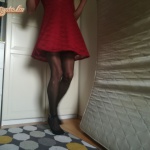 Piros ruhás és fehérneműs képek - 8. kép