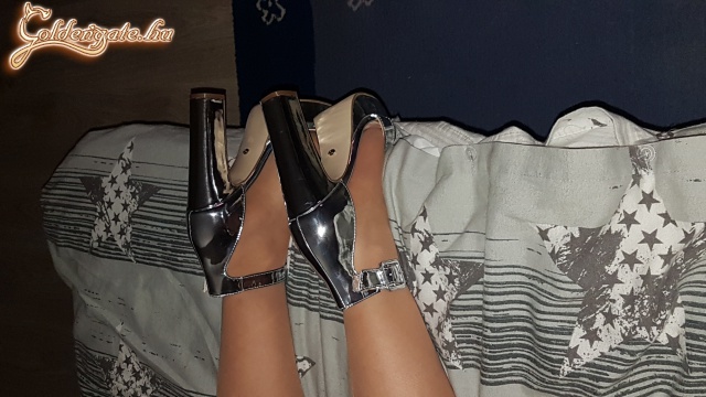 Ancsa szexi lábai - 31. kép