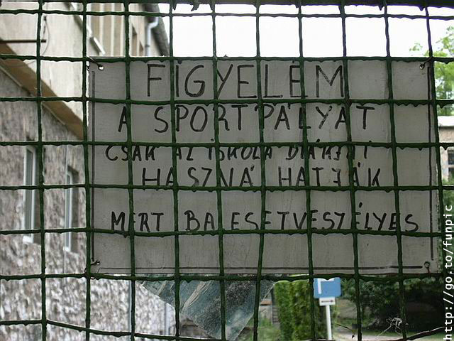 Csak az iskola diákjai :)