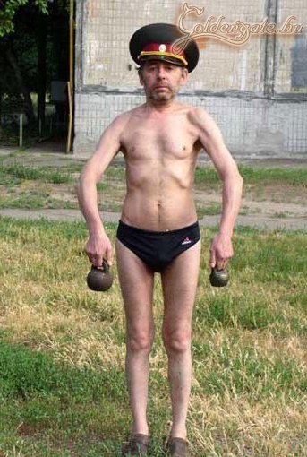 Hm, hát ehhez nem tudok kommentet írni. :)