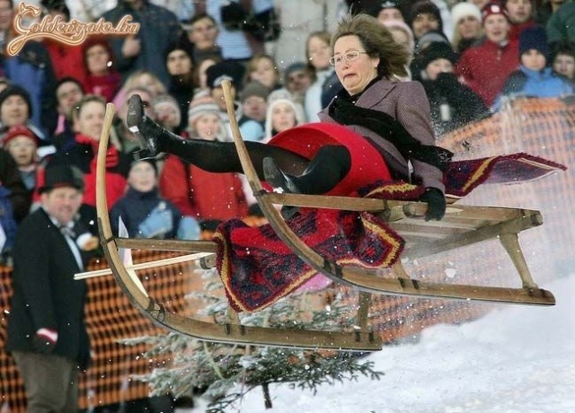 Mama a helyén marad! (ismét)