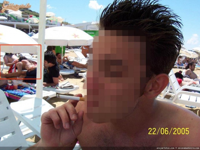 Biztos pattikat nyom ki a csaj...