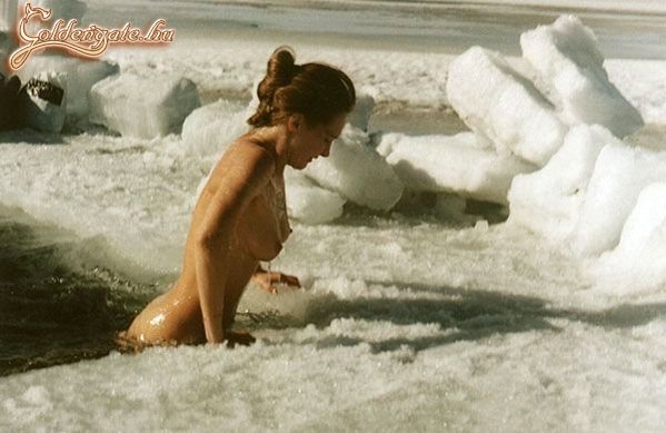 Akinek még a szeméremajka is libabőrös...