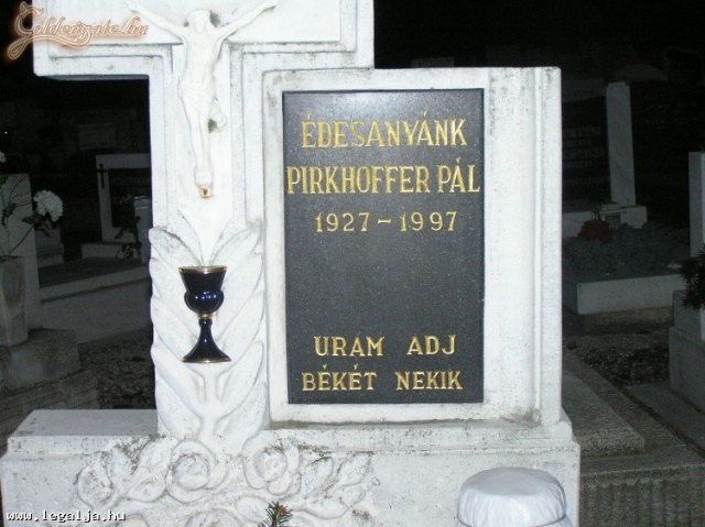 Édesanyánk...