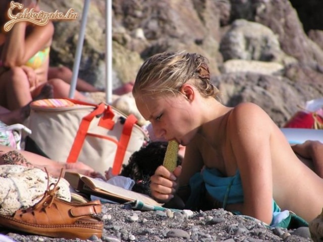 Jujj de finom ez a kukorica! :)