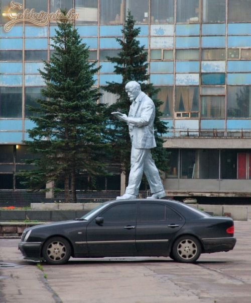 Lenin elvtárs autója