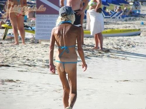 A legjobb tangás csaj a strandon