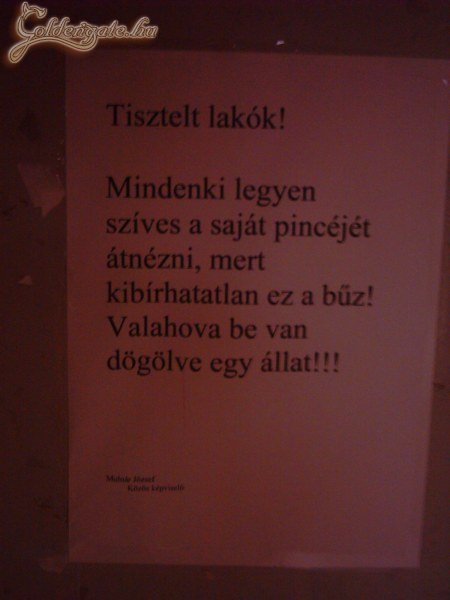 Valahova be van...