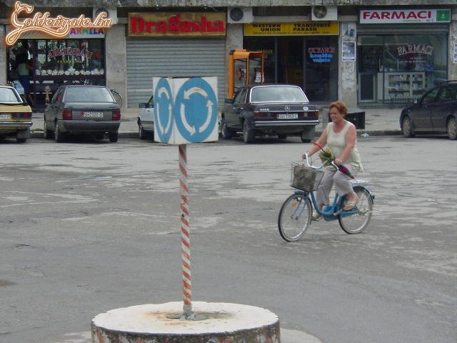 Körforgalom albán módra