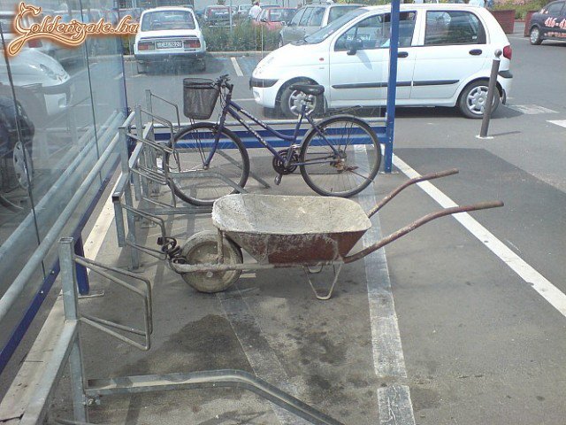 Abszolut paraszt :)