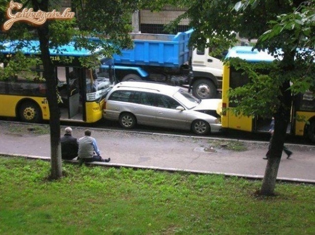 Tuti parkoló