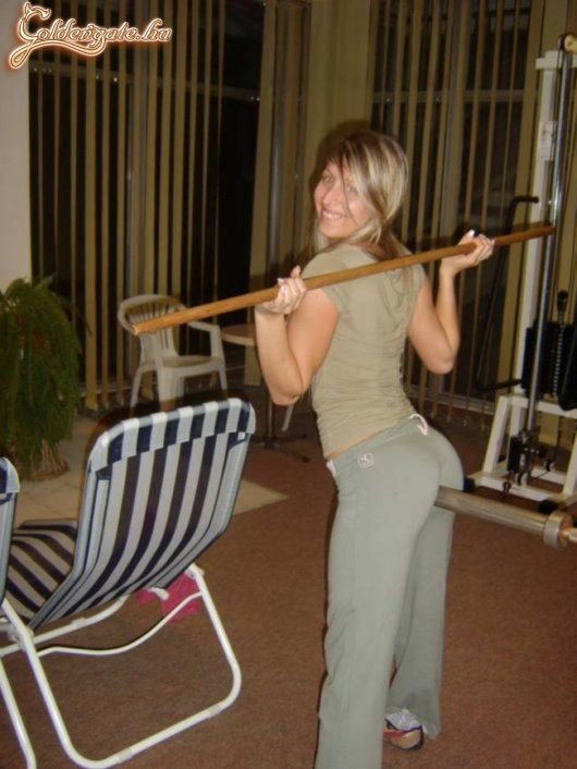 Ha bemenne tövig, akkor nem vigyorognál így!