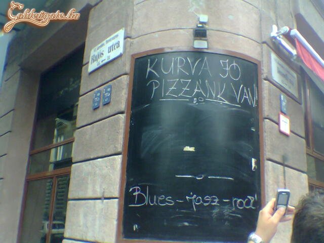 Ütős reklám