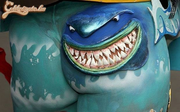 Vigyázat! Harap a seggem!