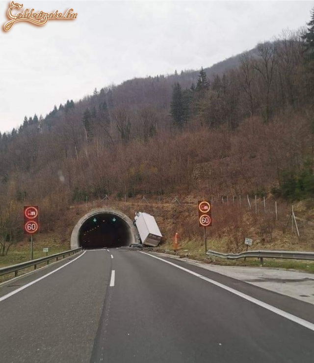  Ezt egy kicsit benézte