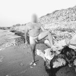 Nudis fotozás vadparton - 12. kép