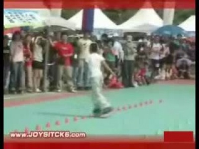 Nagyon ügyes a kis csaj!!!