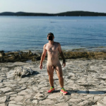 Nudista futás a naturista paradicsomban nyáron - 9. kép