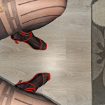 Fekete piros tűsarkú  - 5. kép