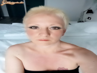 busty girl