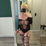 busty girl - 9. kép