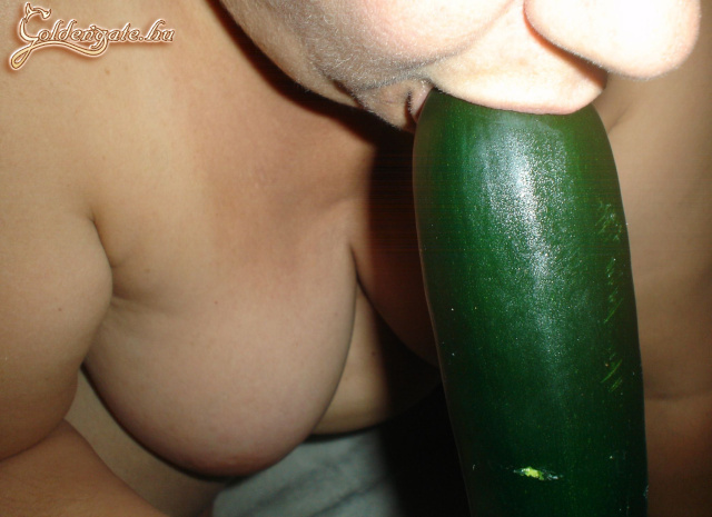 Benéz a kamrába és már mosolyog is! - 16. kép