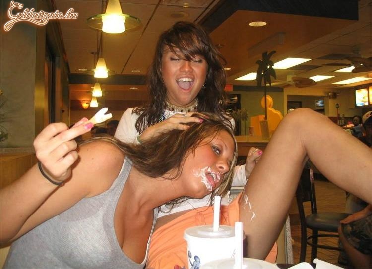 Csak szépen lányok..