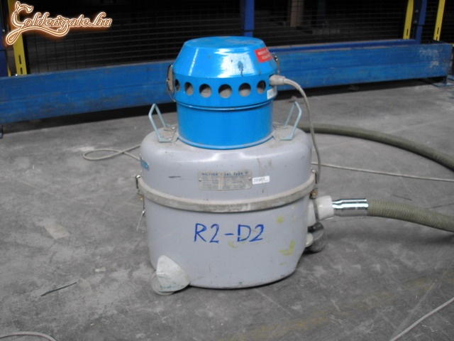R2D2 