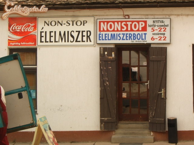 non-stop, de mégsem