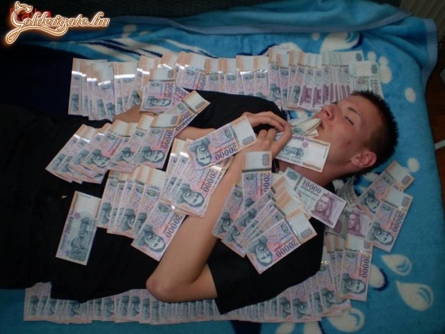 válság van