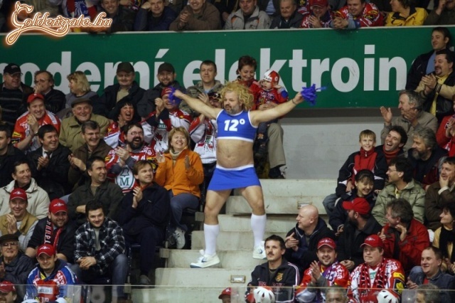 pom-pom lány
