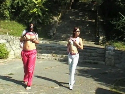 Pécsi ribi barátnők akcióban