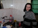 Leila mosogat... - 1. kép