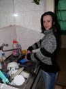 Leila mosogat... - 7. kép