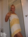 Amanda zuhanyozik - 1. kép