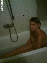 feleségem fürdik - 1. kép