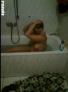 feleségem fürdik - 7. kép