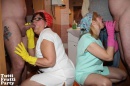 WC-s néni gang-bang